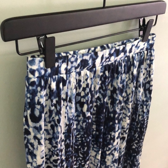 H&M Maxi Skirt - Picture 3 of 7